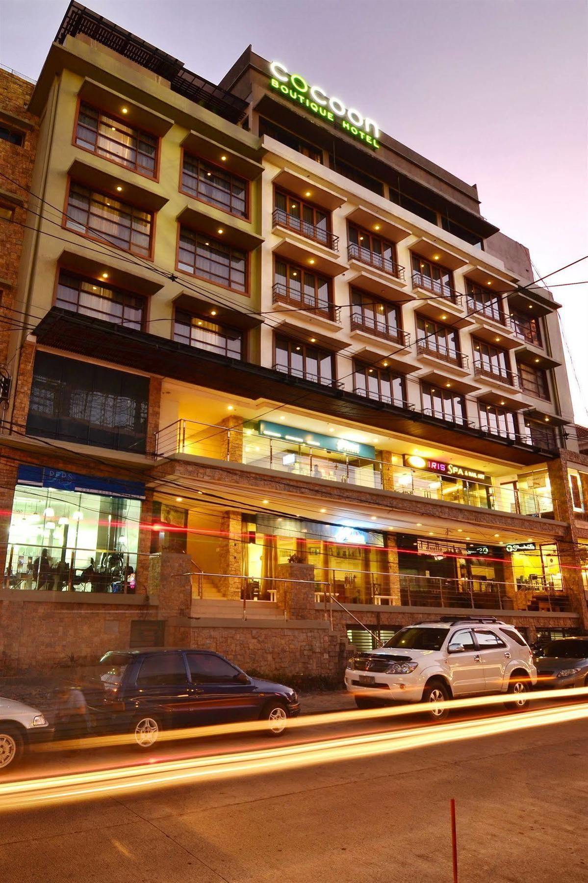 The Cocoon Boutique Hotel Quezon City Exterior photo